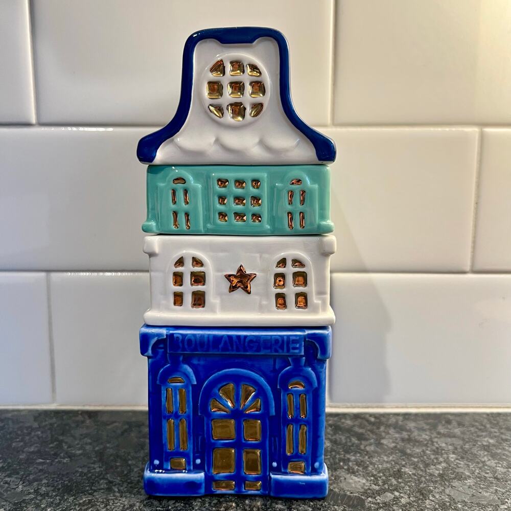 NWT Anthropologie Sugar Cookie Townhouse Measuring Cups